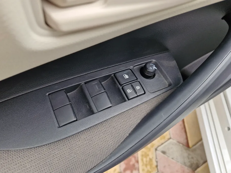 تويوتا كورولا XLI 2025 