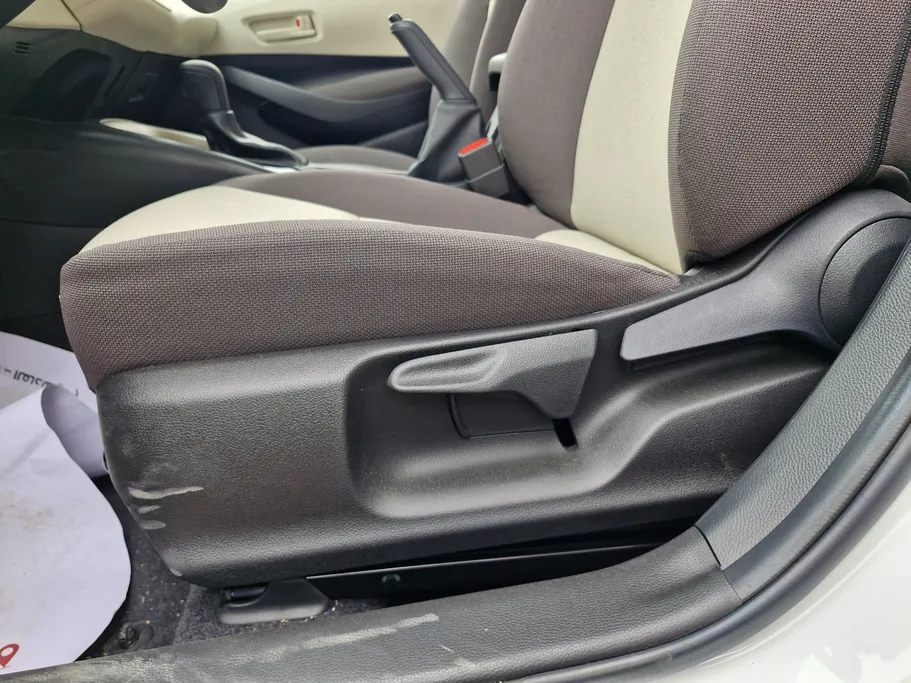 تويوتا كورولا XLI 2025 