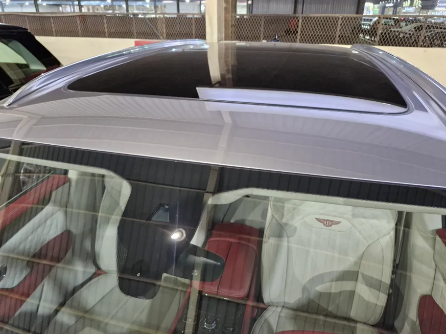 بنتلي بينتايجا  2022 