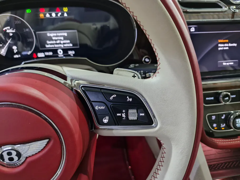 بنتلي بينتايجا  2022 