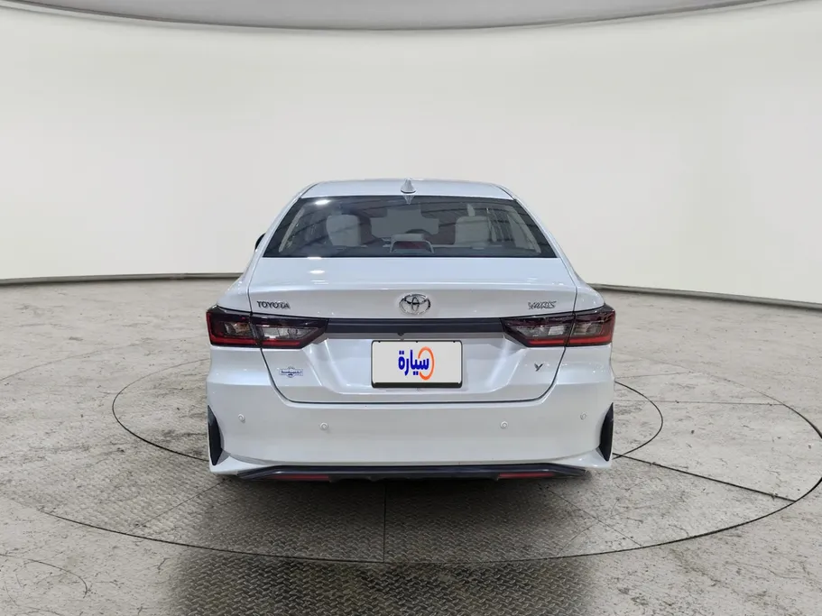 2023 Toyota Yaris  Y 