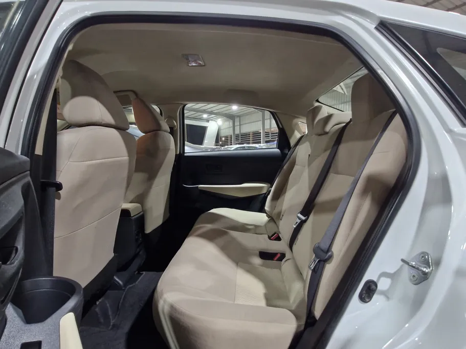 2023 Toyota Yaris  Y 