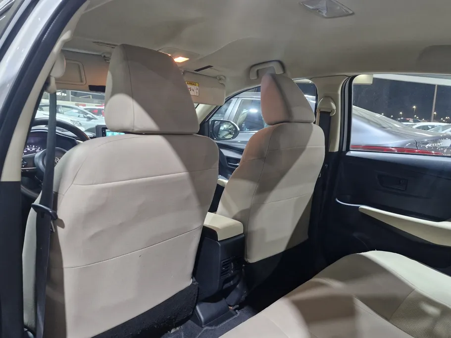 2023 Toyota Yaris  Y 