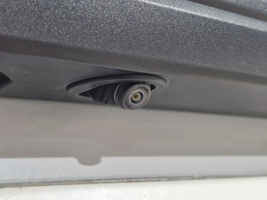 2023 Toyota Yaris  Y 