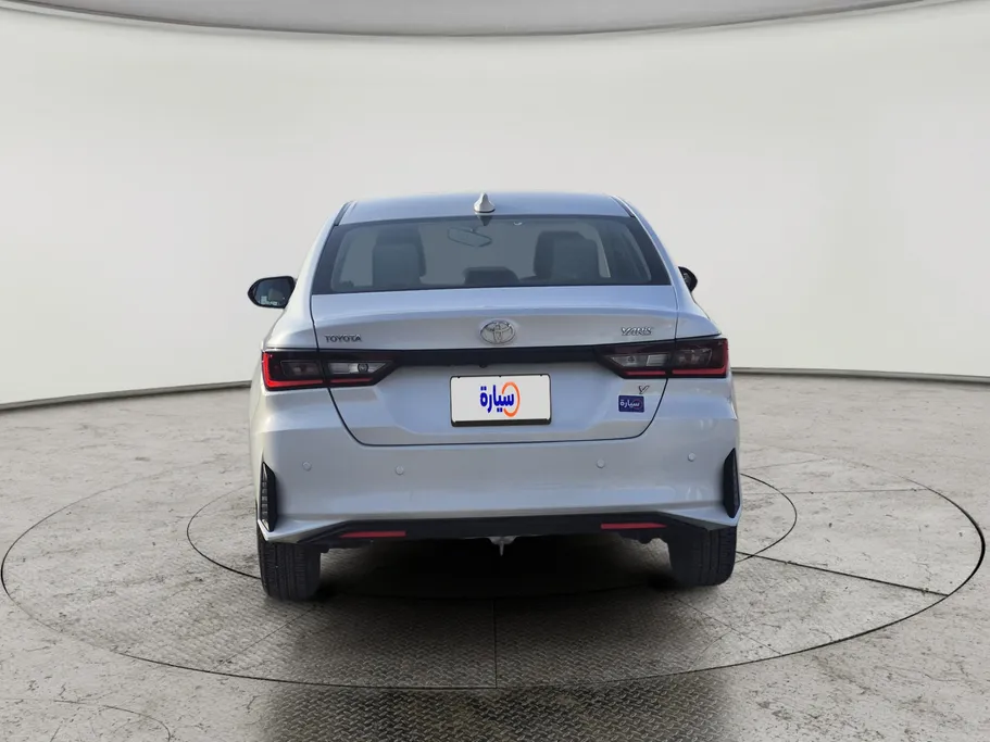 2023 Toyota Yaris  Y 