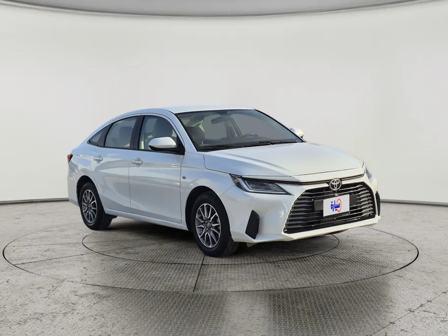 2023 Toyota Yaris  Y 
