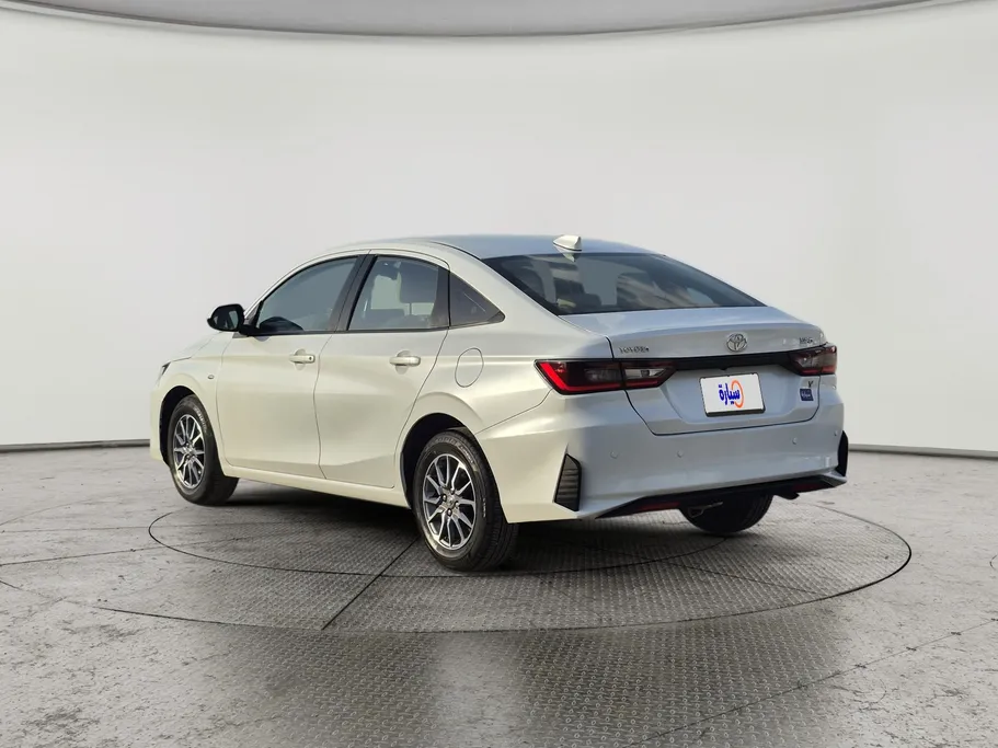 2023 Toyota Yaris  Y 