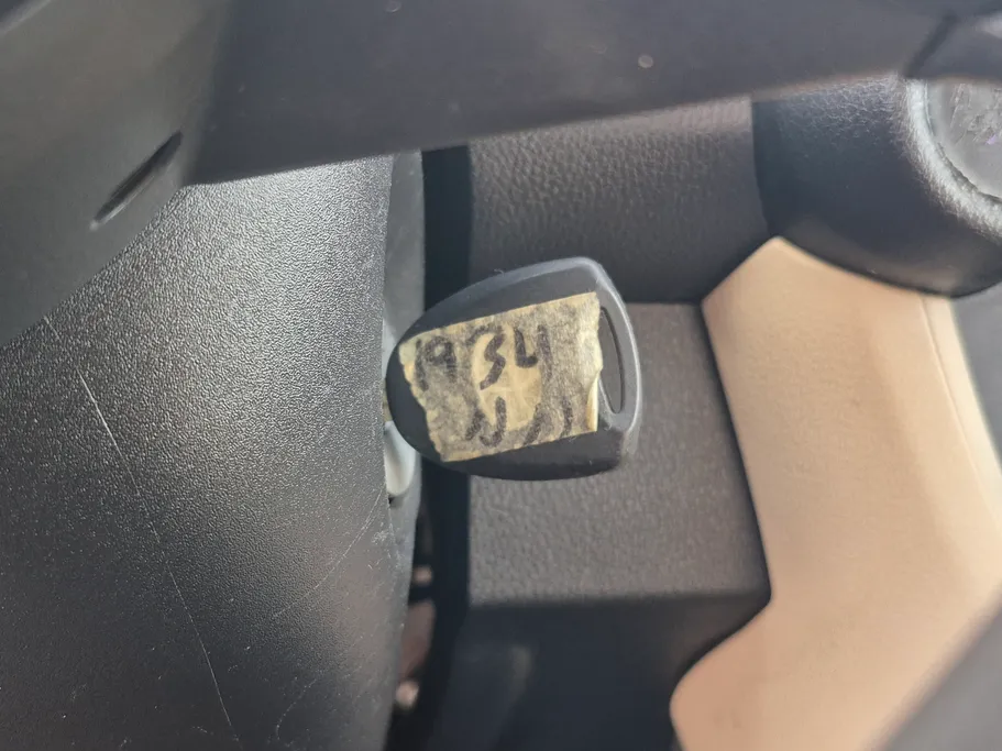 تويوتا يارس Y 2023 