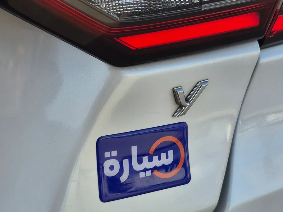 تويوتا يارس Y 2023 