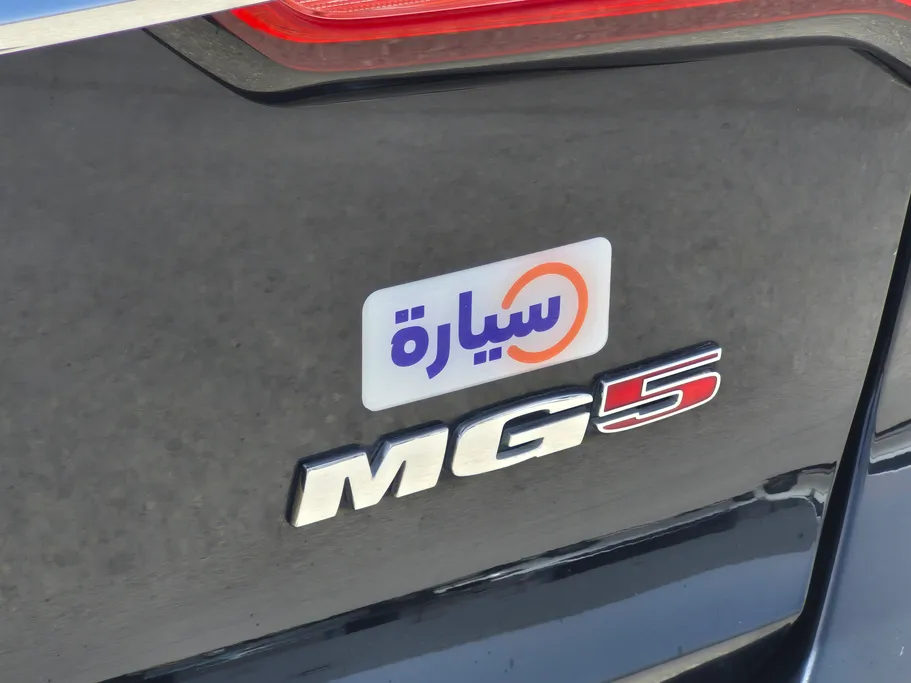 2023 MG 5 STD 