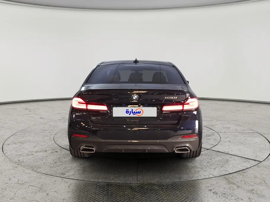 بي ام دبليو الفئة الخامسة 530i 2023 