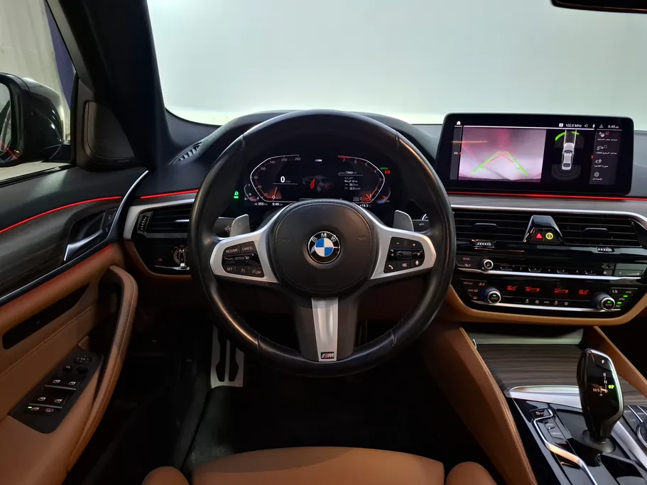 بي ام دبليو الفئة الخامسة 530i 2023 
