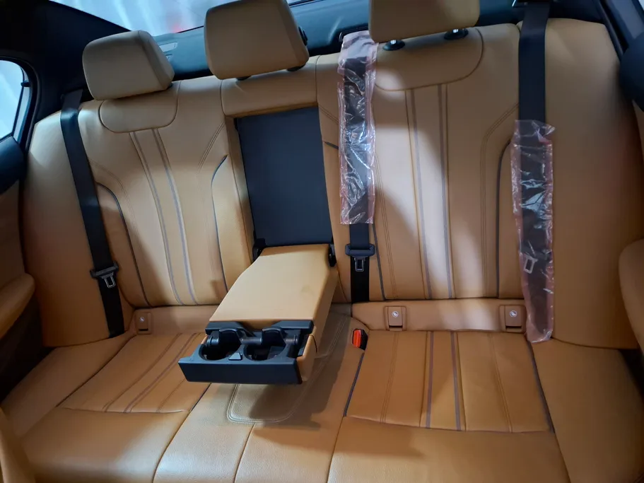 بي ام دبليو الفئة الخامسة 530i 2023 