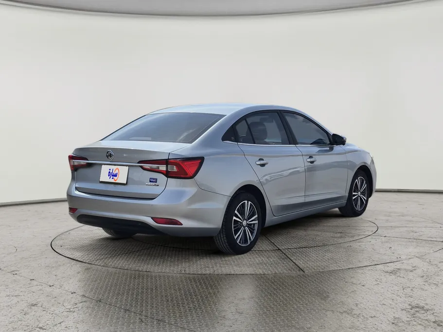 2023 ام جي 5 LUX 