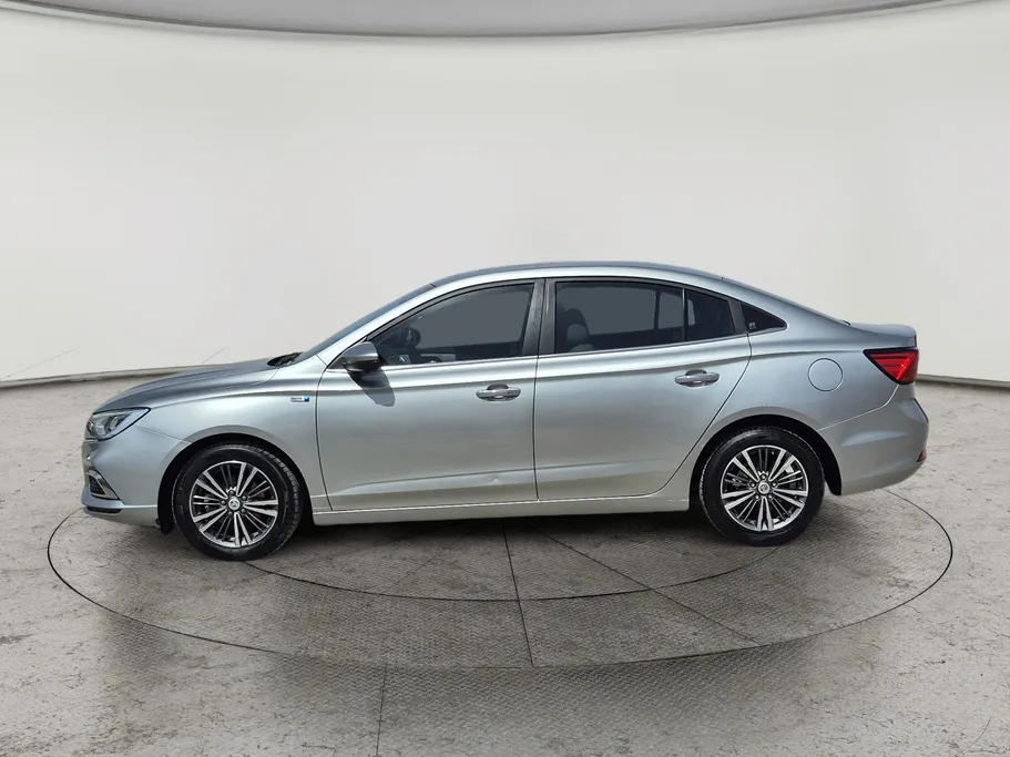 2023 ام جي 5 LUX 