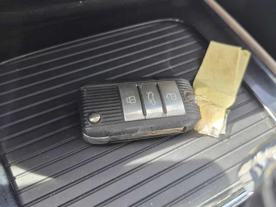 2023 ام جي 5 LUX 