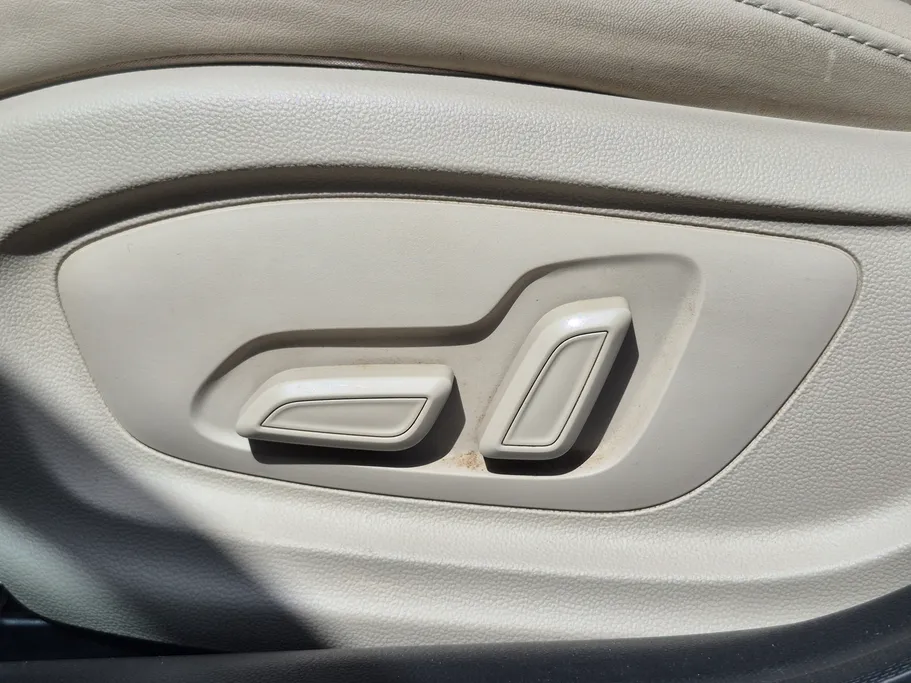 2023 ام جي 5 LUX 