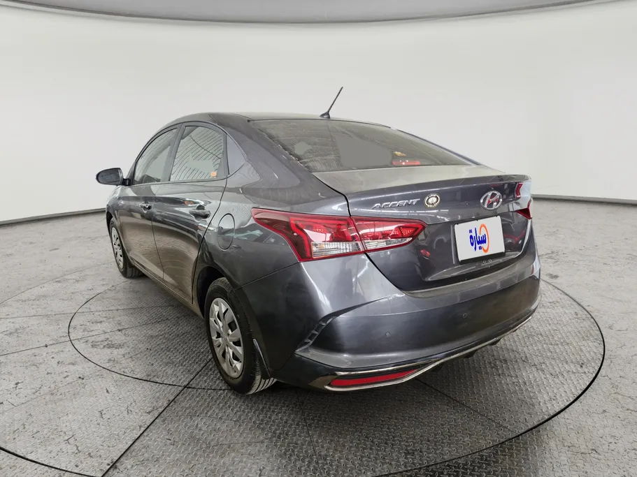 هيونداي اكسنت سمارت 2023 