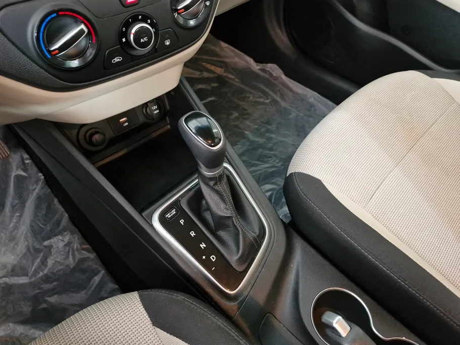 هيونداي اكسنت سمارت 2023 