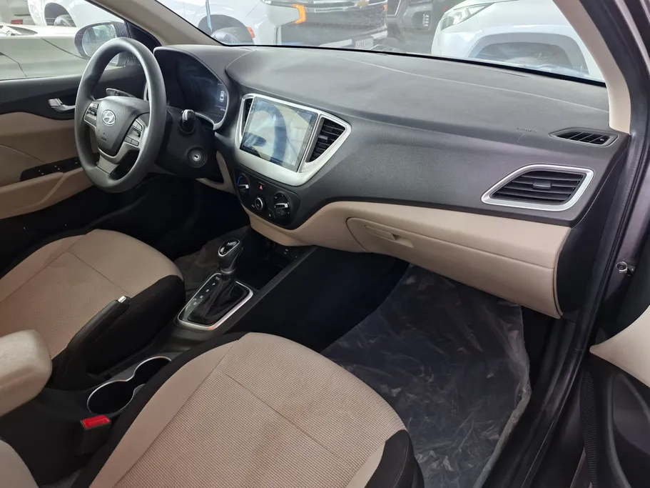 هيونداي اكسنت سمارت 2023 