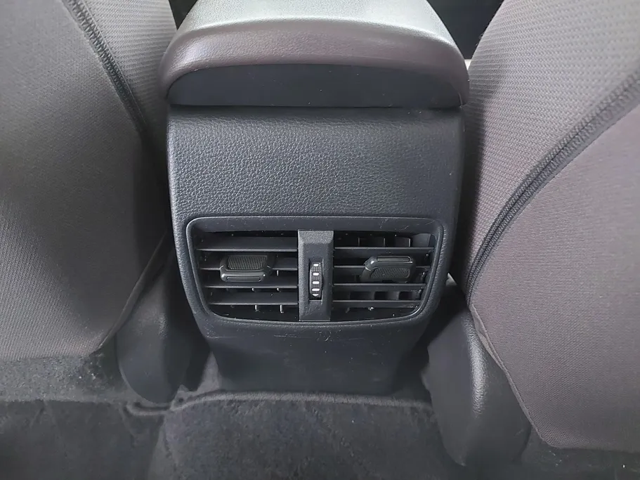 تويوتا كورولا XLI 2022 