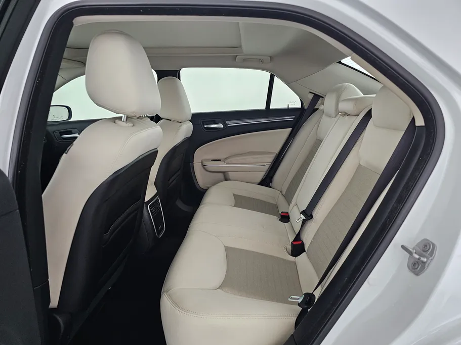 2021 Chrysler 300 LIMITED 