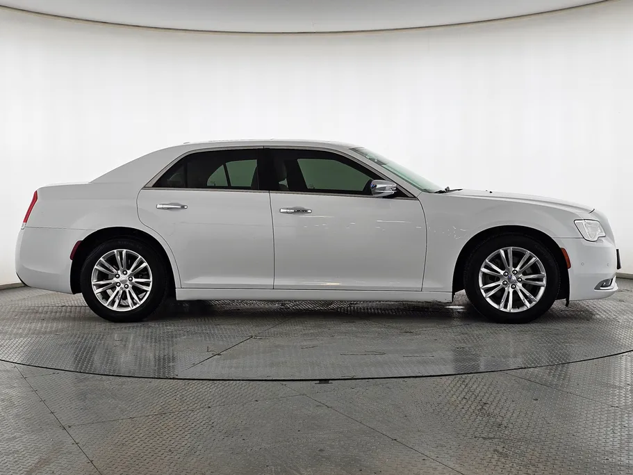 2021 Chrysler 300 LIMITED 