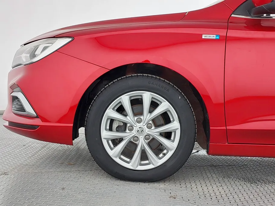 ام جي 5 COM 2022 