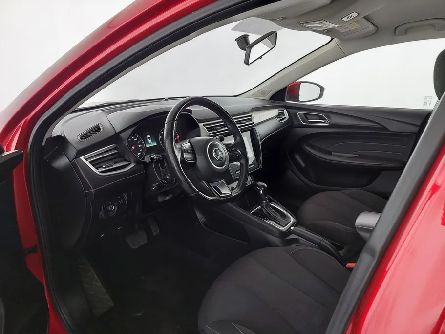 ام جي 5 COM 2022 