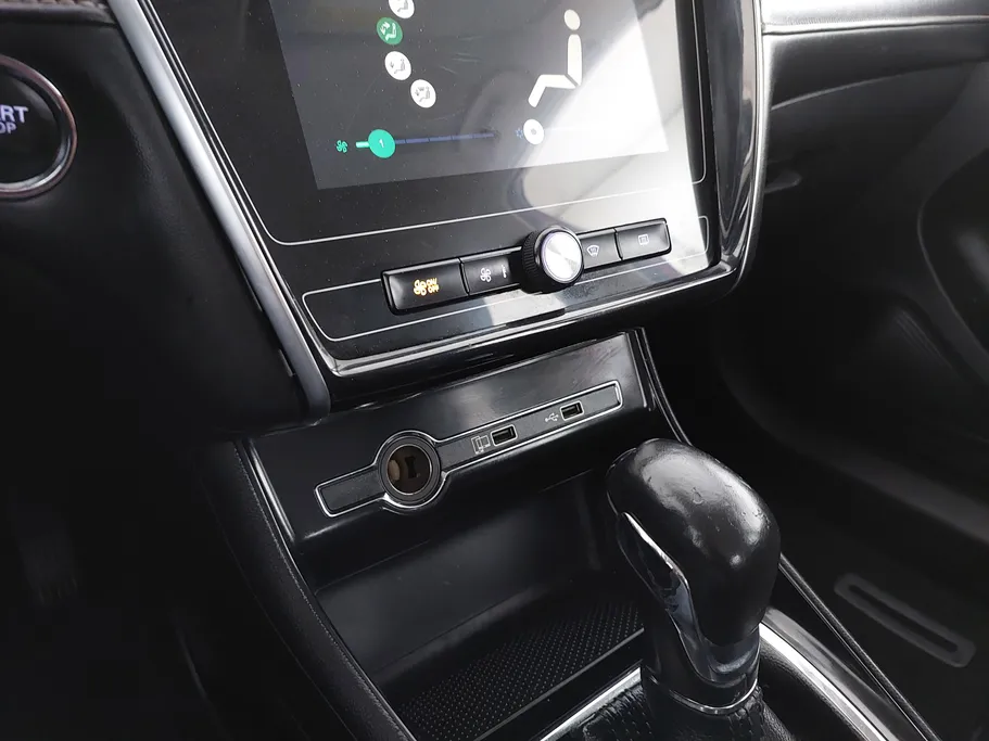 ام جي 5 COM 2022 