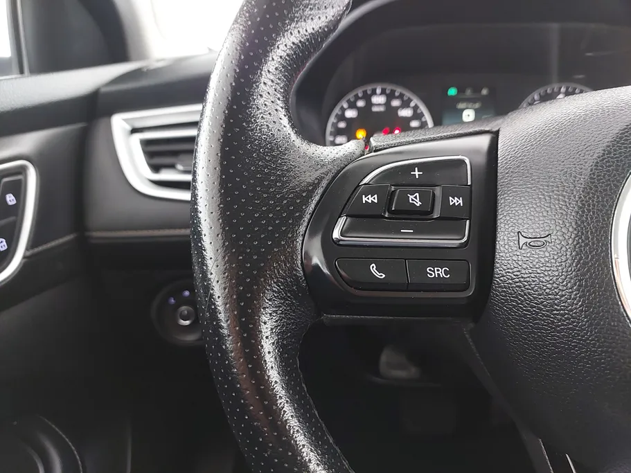 ام جي 5 COM 2022 