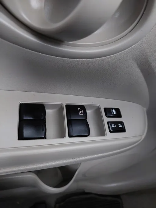 2023 Nissan Sunny SV Comfort 