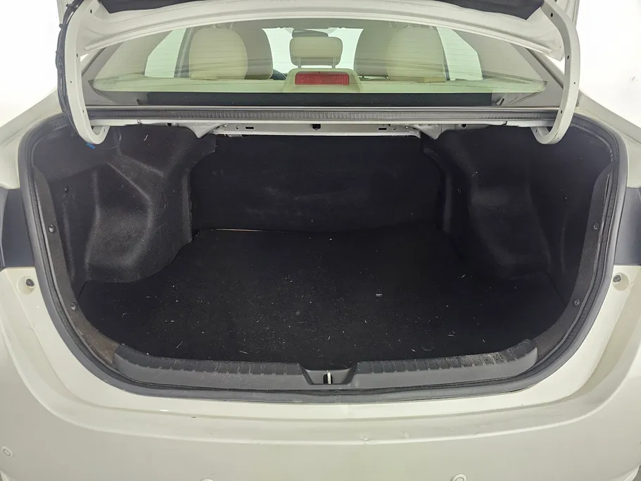 تويوتا يارس Y 2019 