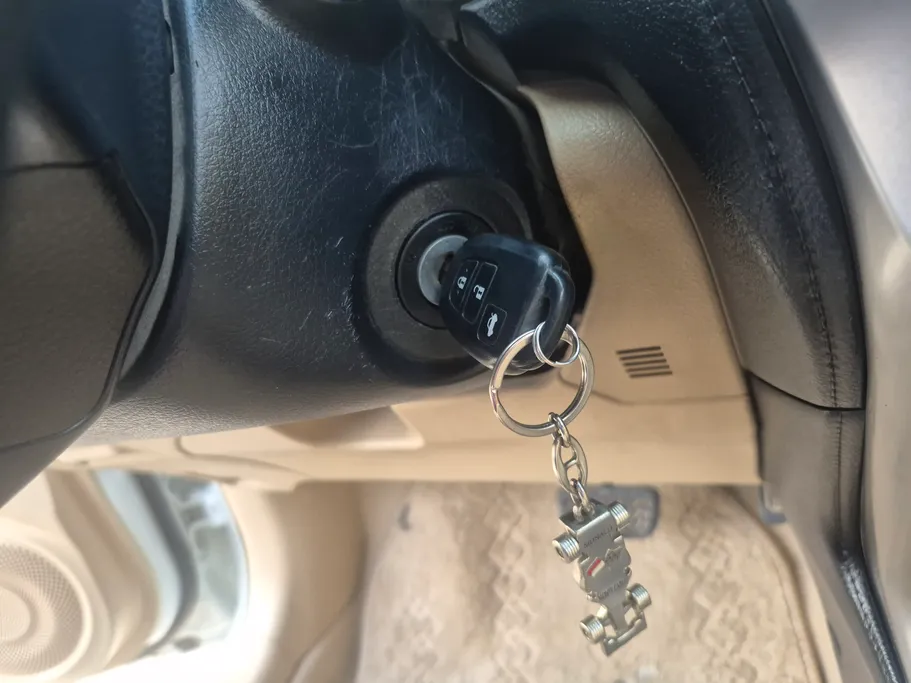 تويوتا يارس Y 2019 