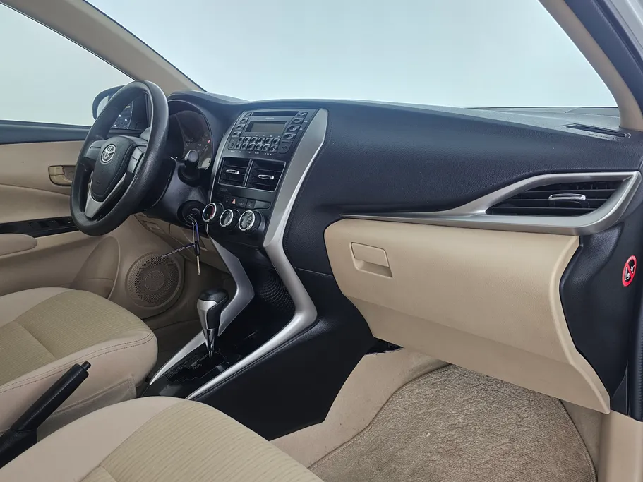 تويوتا يارس Y 2019 