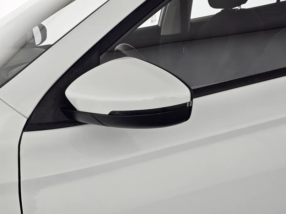 ام جي 5 STD 2023 