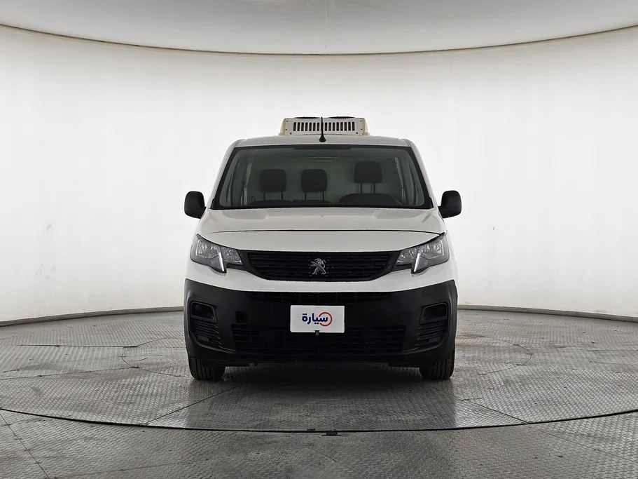 بيجو بارتنر Short van 2022 