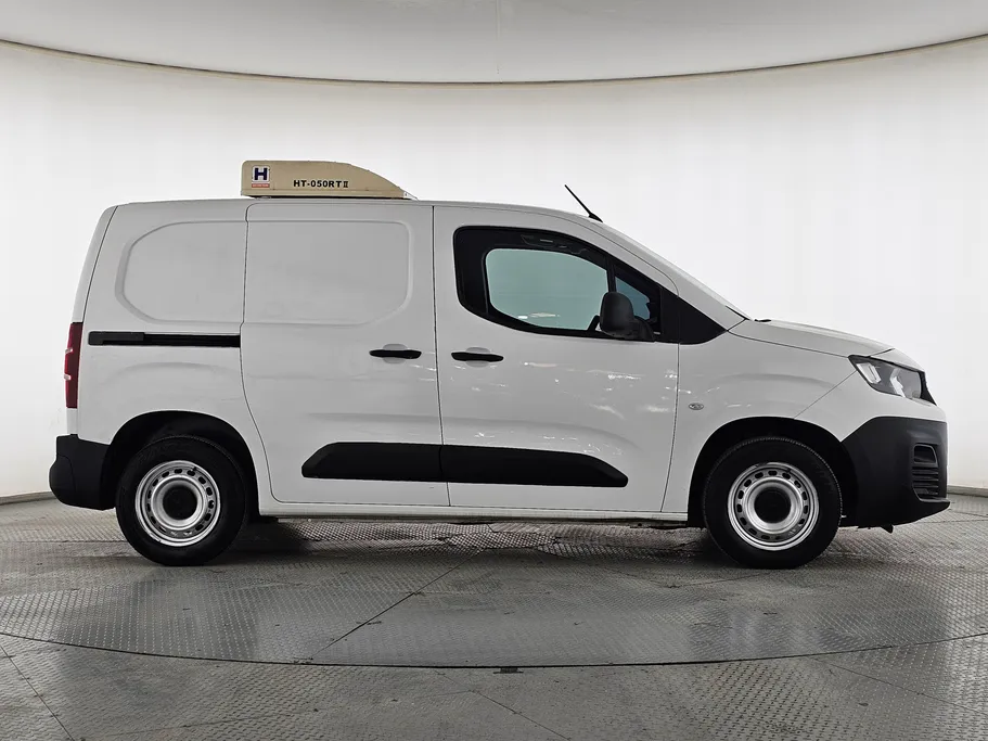 بيجو بارتنر Short van 2022 