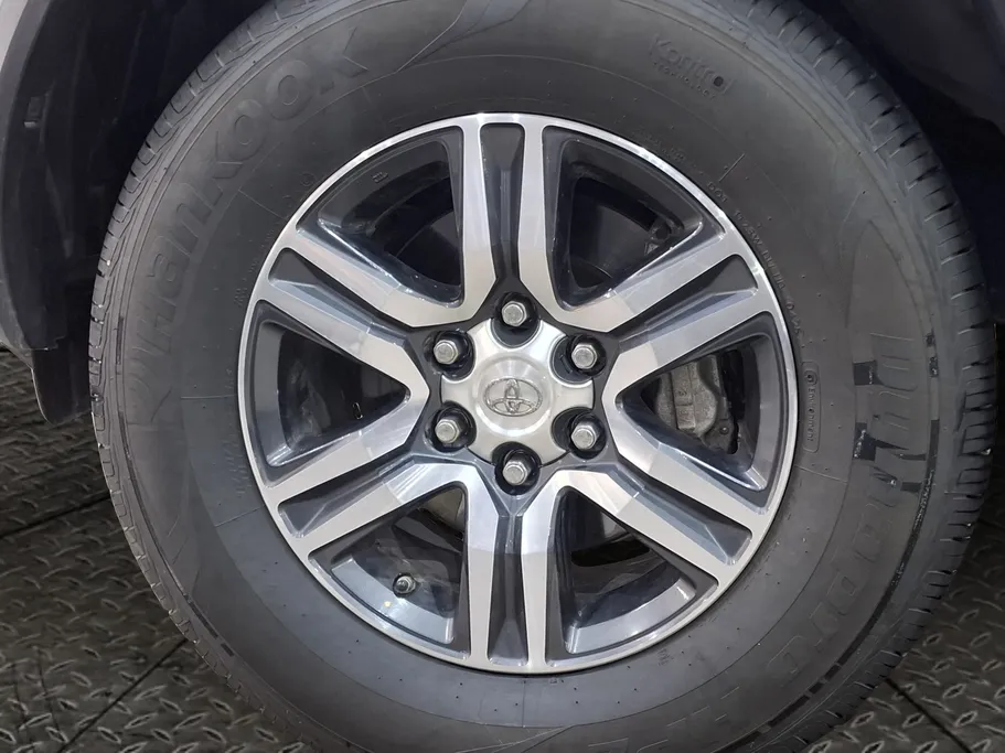 تويوتا فورتشنر VX 2023 