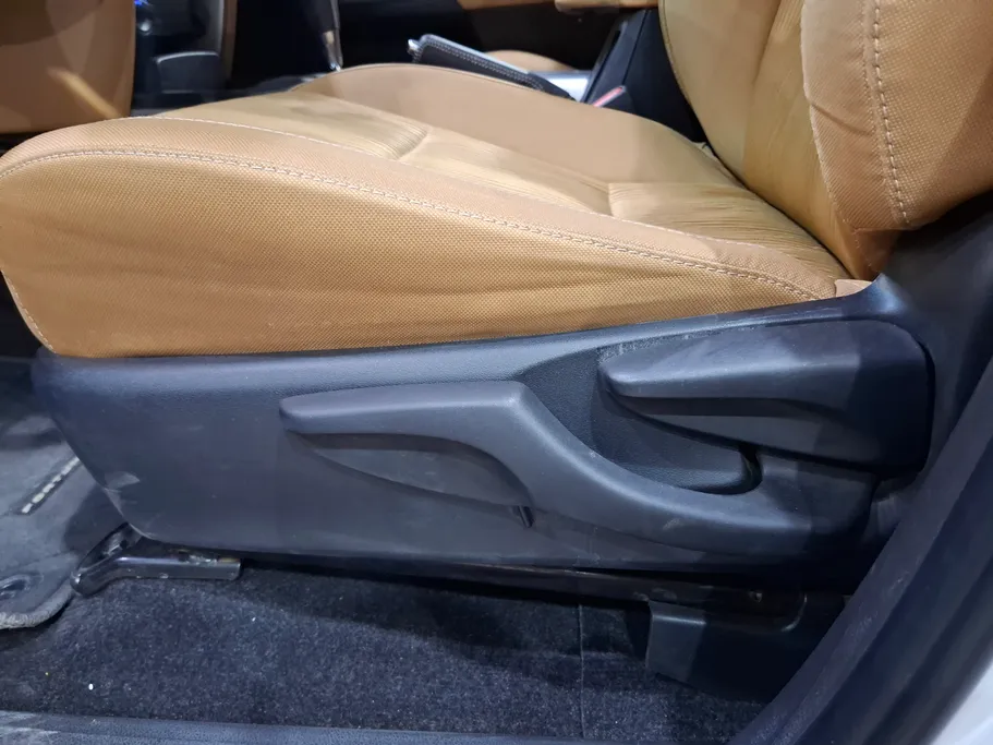 تويوتا فورتشنر VX 2023 