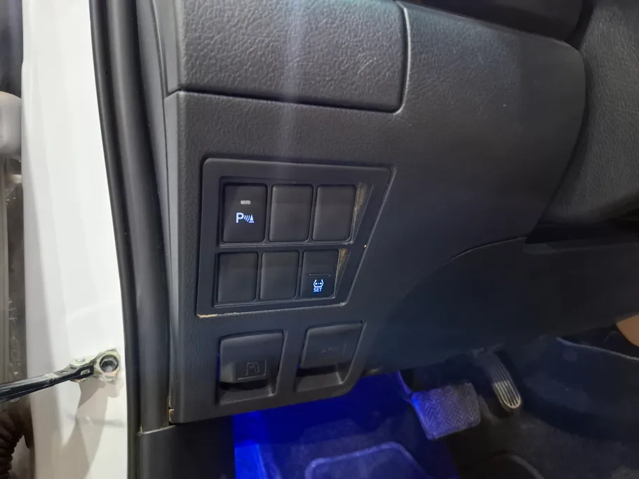 تويوتا فورتشنر VX 2023 