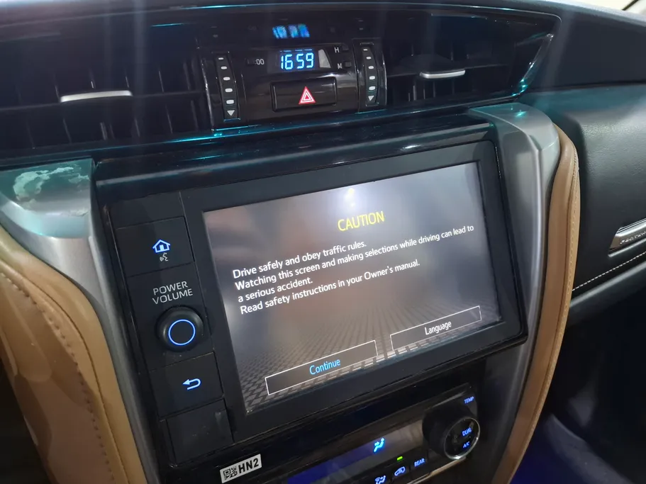 تويوتا فورتشنر VX 2023 