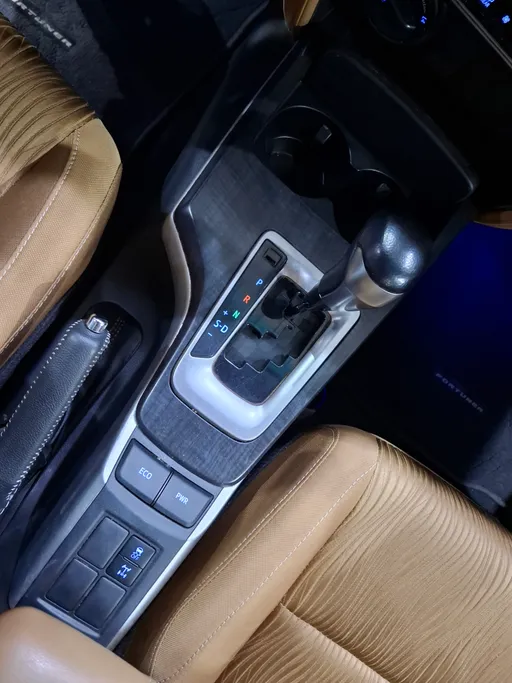 تويوتا فورتشنر VX 2023 