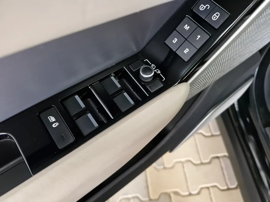 2020 Land Rover Range Rover Velar 