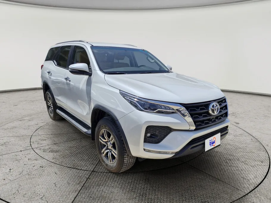 2023 Toyota Fortuner VX 
