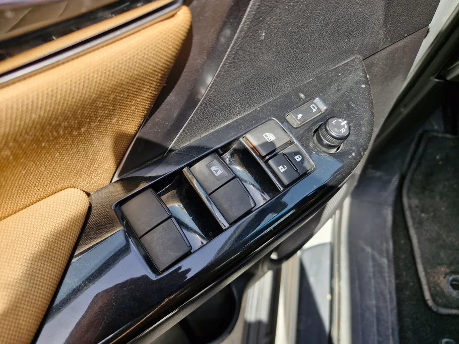 تويوتا فورتشنر VX1 2023 