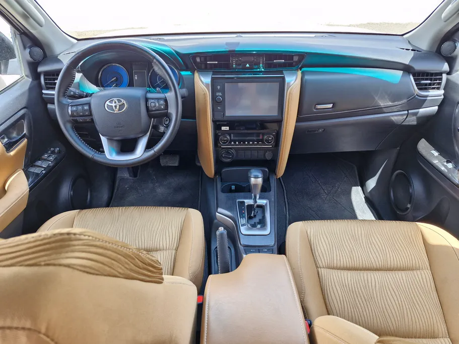 تويوتا فورتشنر VX1 2023 