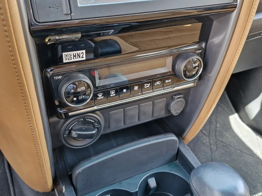 تويوتا فورتشنر VX1 2023 