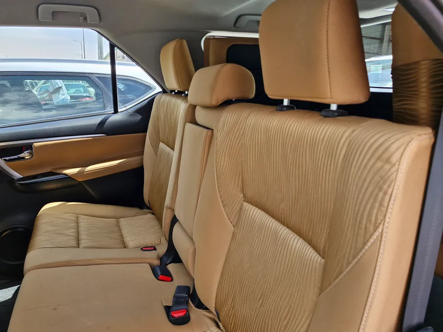 تويوتا فورتشنر VX1 2023 