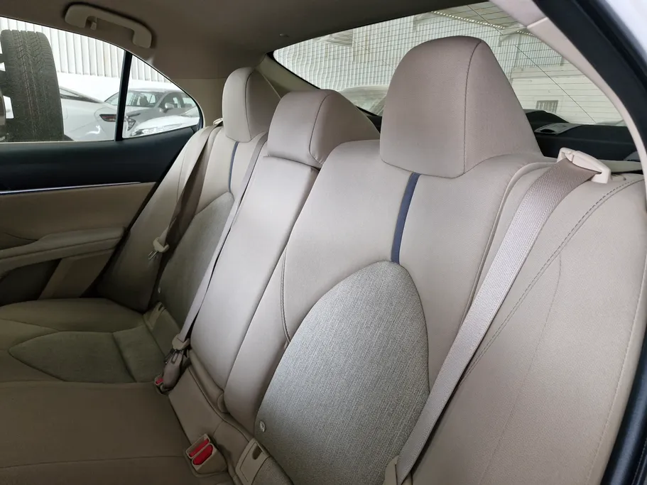 تويوتا كامري LE 2023 